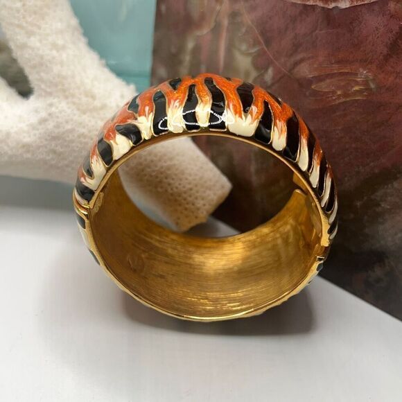 Gold Orange Black White Tiger Stipe Bangle Kenneth J Lane - Picture 1 of 15